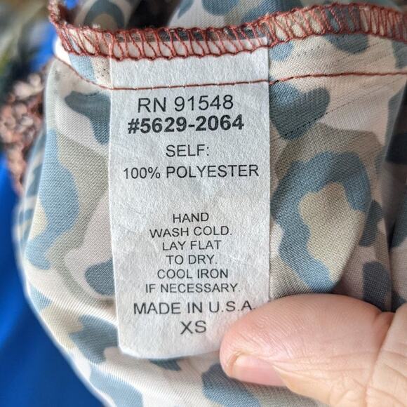 Waverly Grey Leopard Print Mock Neck Sleeveless Top - Picture 7 of 7